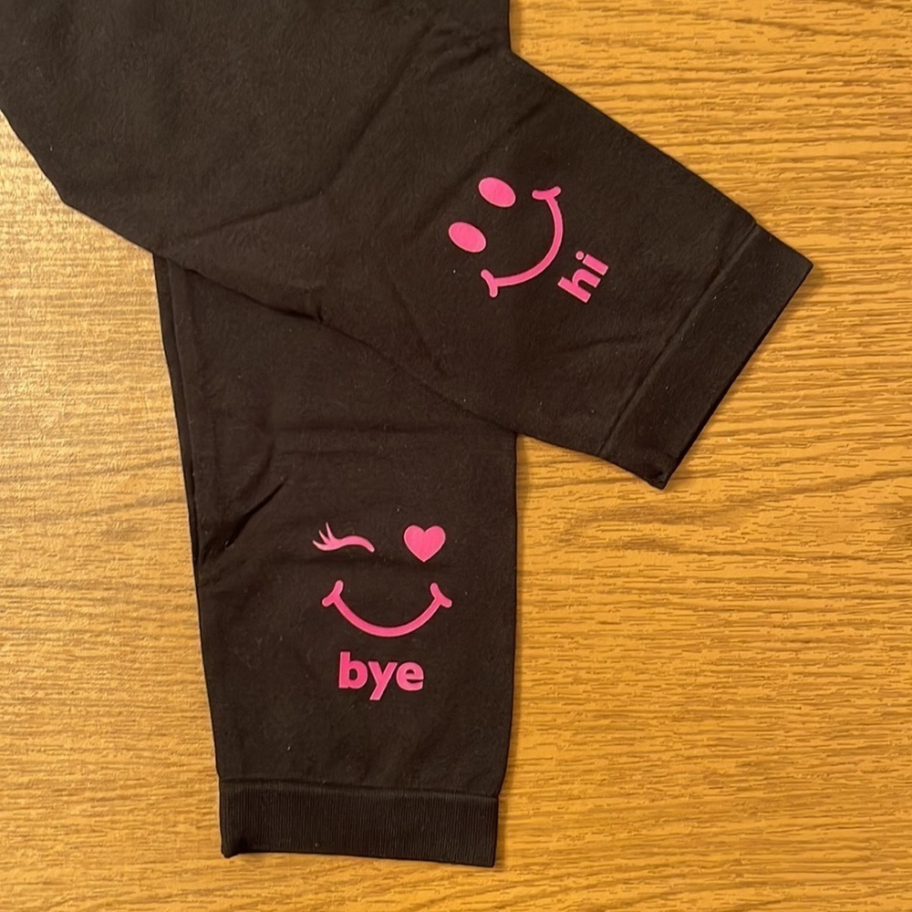 Two pair of little miss matched leggings. - Picture 9 of 11